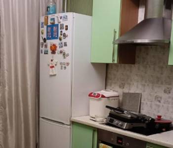 Продается Многокомнатная квартира, 83 м²