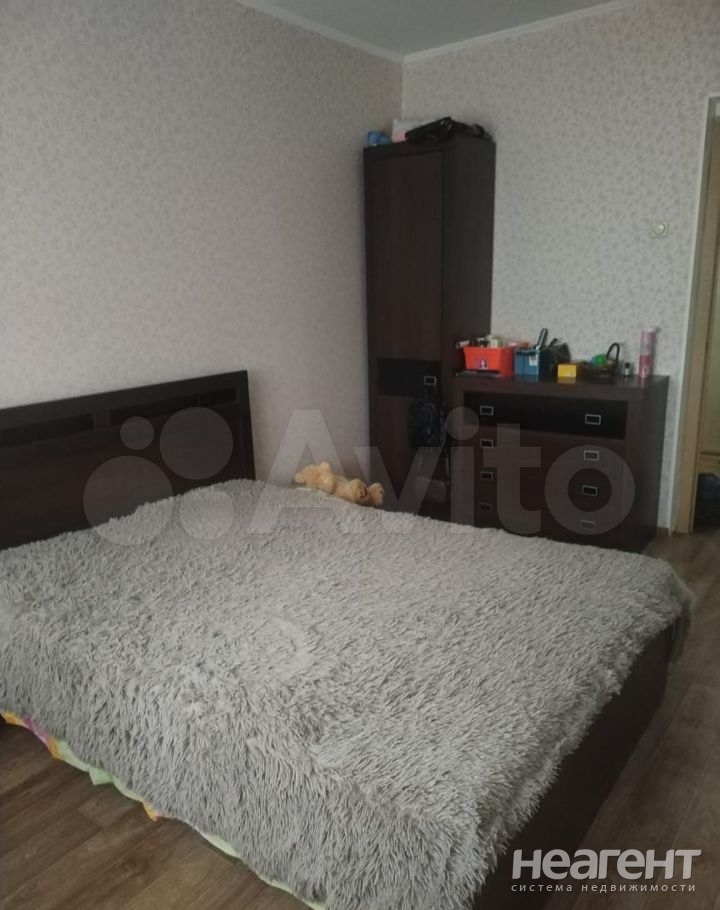 Продается Многокомнатная квартира, 80 м²