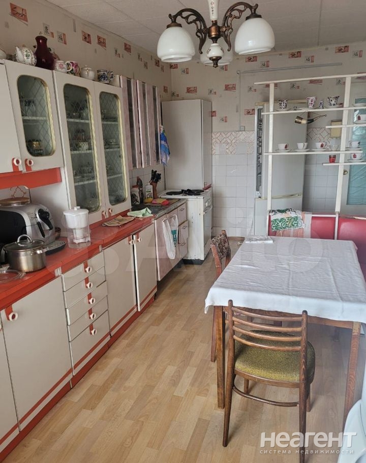 Продается 2-х комнатная квартира, 75,4 м²