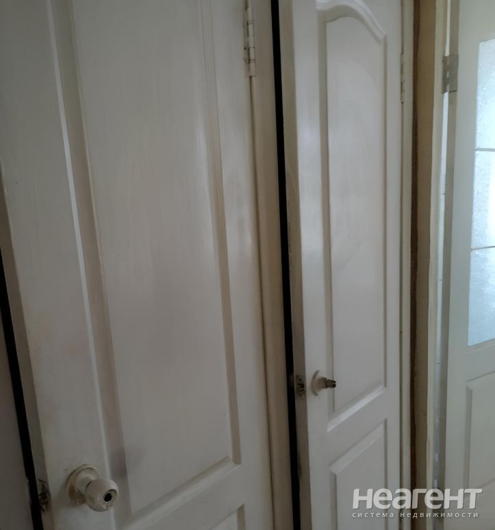 Продается 3-х комнатная квартира, 47 м²