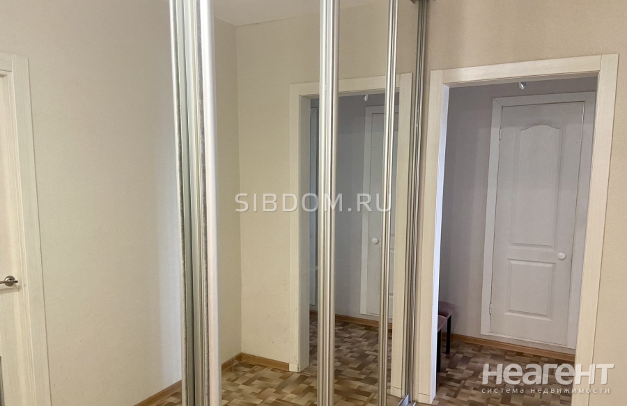 Продается 2-х комнатная квартира, 61 м²