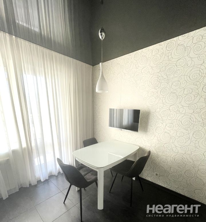 Продается 2-х комнатная квартира, 60 м²