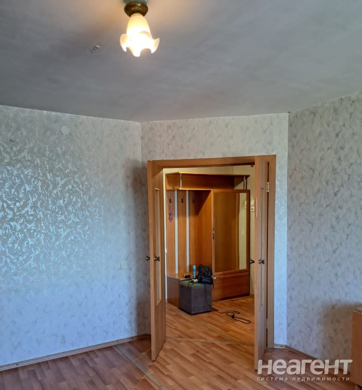 Продается 1-комнатная квартира, 41 м²