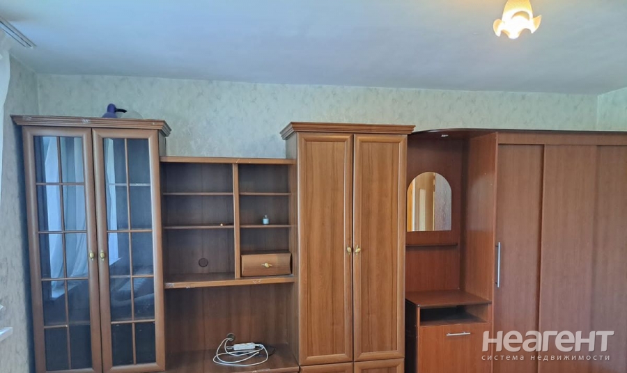 Продается 1-комнатная квартира, 41 м²