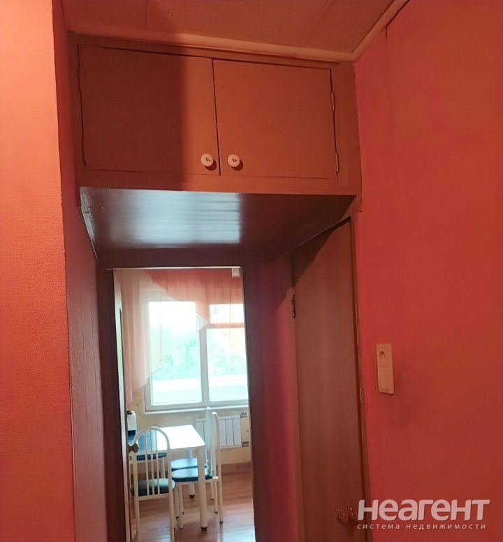 Продается 1-комнатная квартира, 41 м²