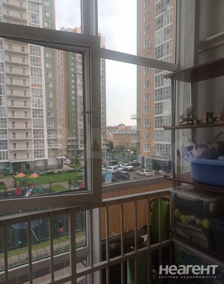 Продается 1-комнатная квартира, 62,2 м²