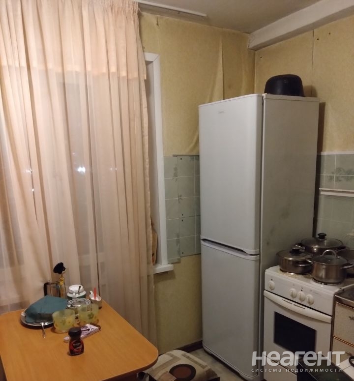 Продается 1-комнатная квартира, 36 м²