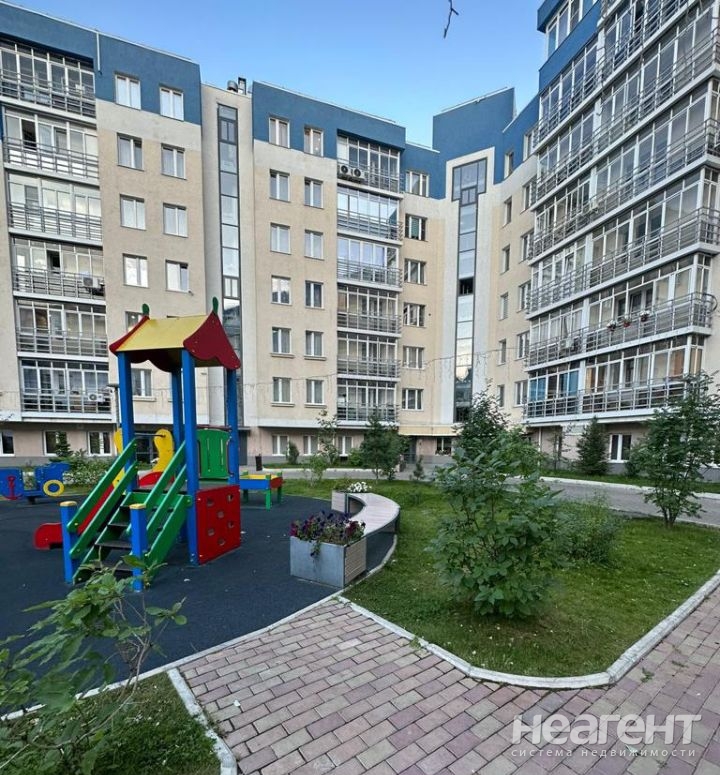 Продается 3-х комнатная квартира, 89,9 м²