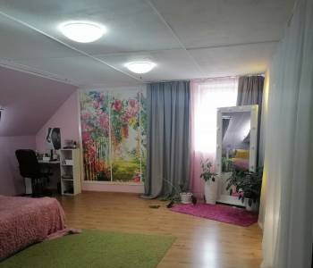 Продается Дом, 350 м²