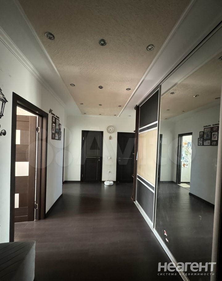 Продается 2-х комнатная квартира, 71 м²