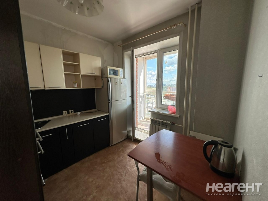 Сдается 1-комнатная квартира, 42 м²