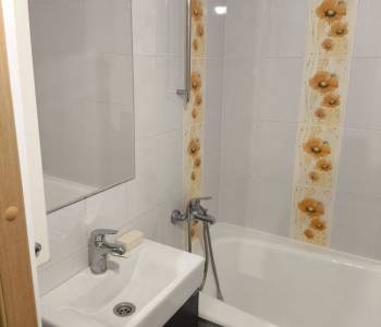 Сдается Многокомнатная квартира, 63 м²