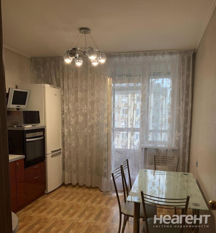 Продается 1-комнатная квартира, 46,3 м²