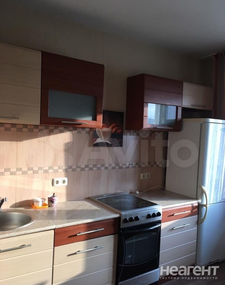 Продается 1-комнатная квартира, 33 м²