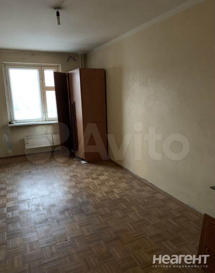 Продается Многокомнатная квартира, 112 м²