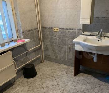 Продается Многокомнатная квартира, 112 м²