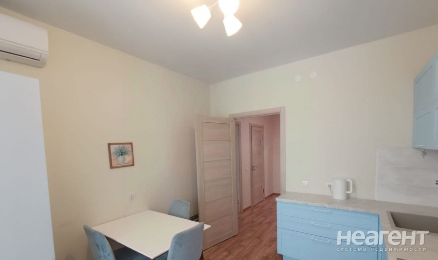 Продается 1-комнатная квартира, 39,6 м²