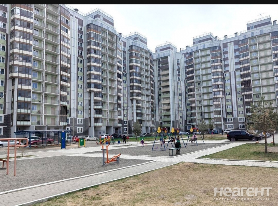 Продается 2-х комнатная квартира, 62,5 м²