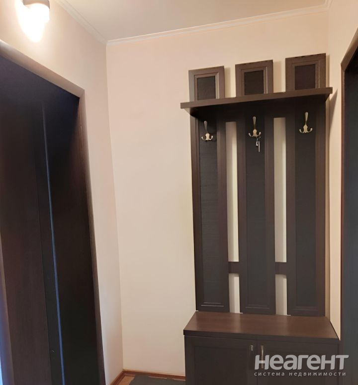 Продается 1-комнатная квартира, 37,8 м²