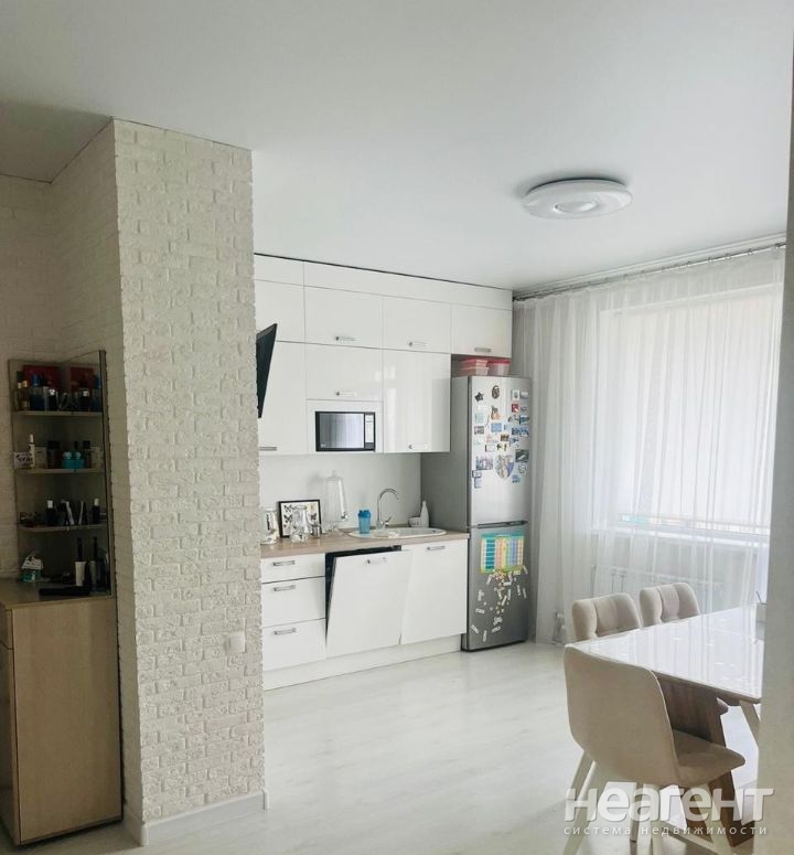 Продается 2-х комнатная квартира, 62 м²