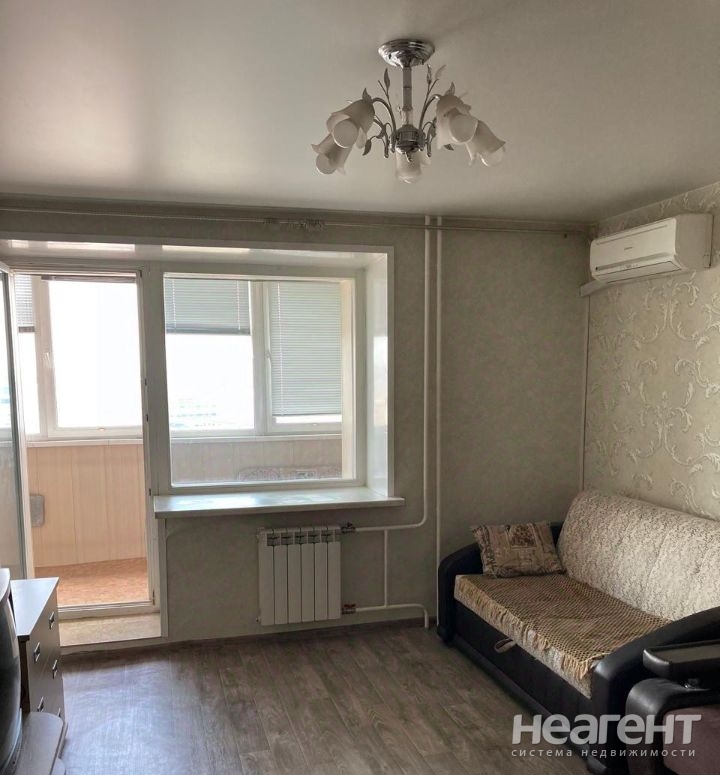 Продается 1-комнатная квартира, 35,8 м²