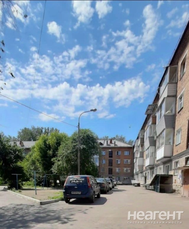 Продается 1-комнатная квартира, 33 м²