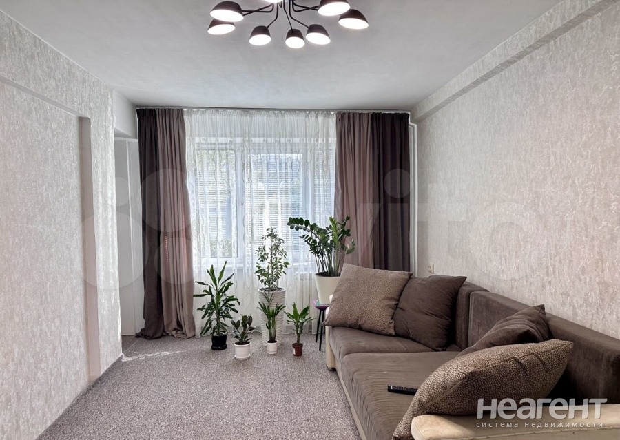 Продается 3-х комнатная квартира, 59,3 м²