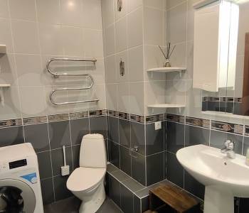 Сдается Многокомнатная квартира, 79 м²