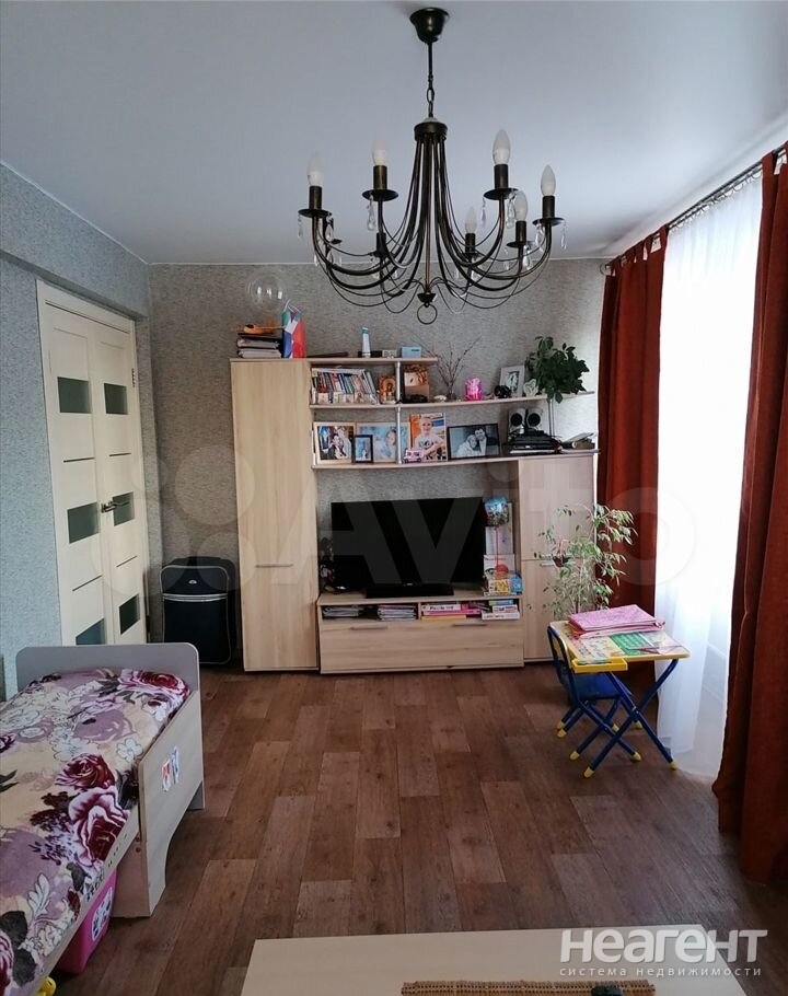 Продается 1-комнатная квартира, 34 м²