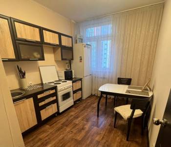 Продается 1-комнатная квартира, 36 м²