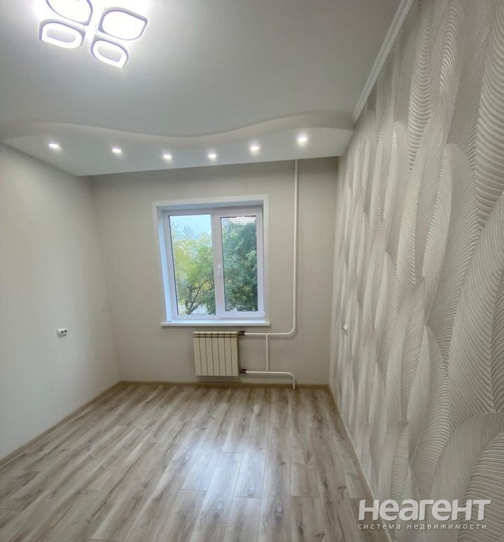 Продается 1-комнатная квартира, 12 м²