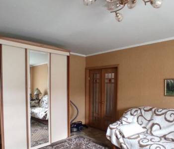 Продается Многокомнатная квартира, 94 м²