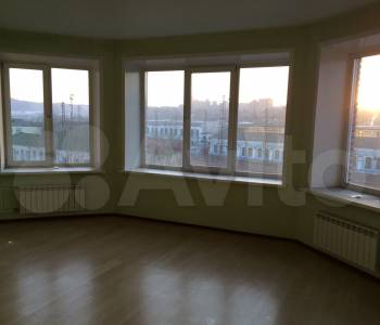 Продается 2-х комнатная квартира, 104,1 м²