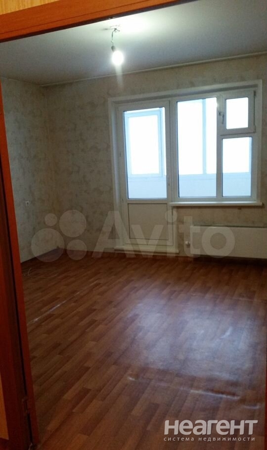 Продается 1-комнатная квартира, 41 м²