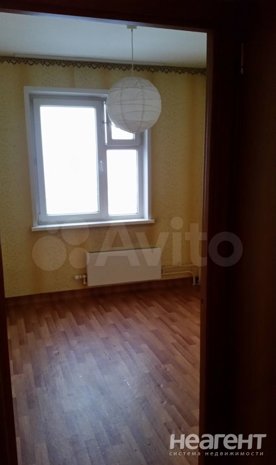 Продается 1-комнатная квартира, 41 м²