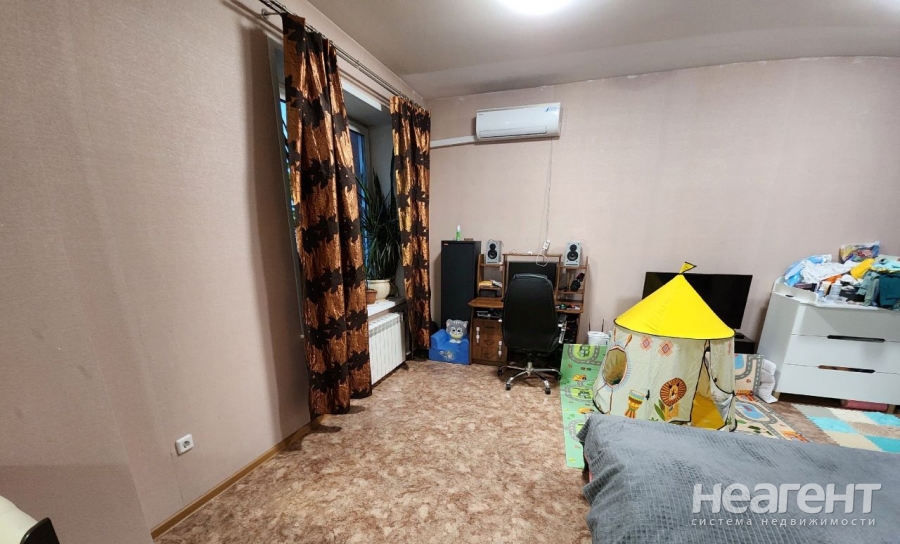 Продается 2-х комнатная квартира, 77,1 м²