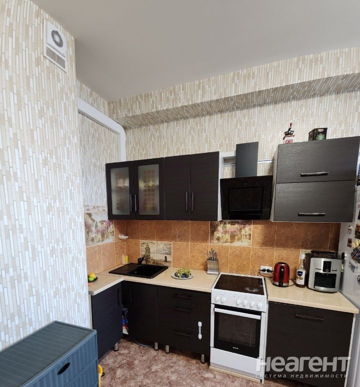 Продается 2-х комнатная квартира, 77,1 м²