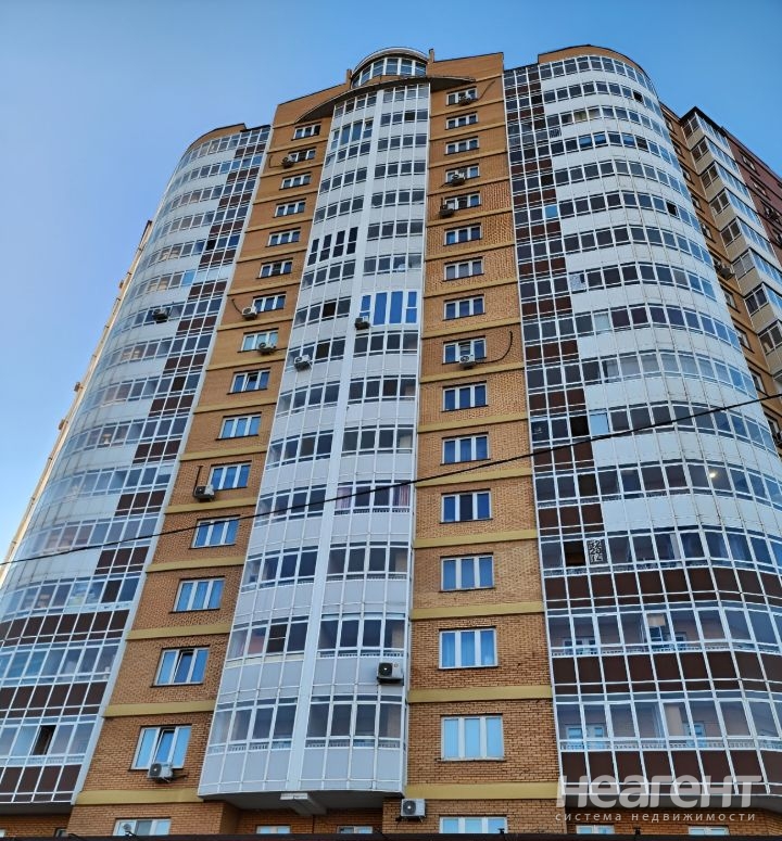 Продается 2-х комнатная квартира, 77,1 м²