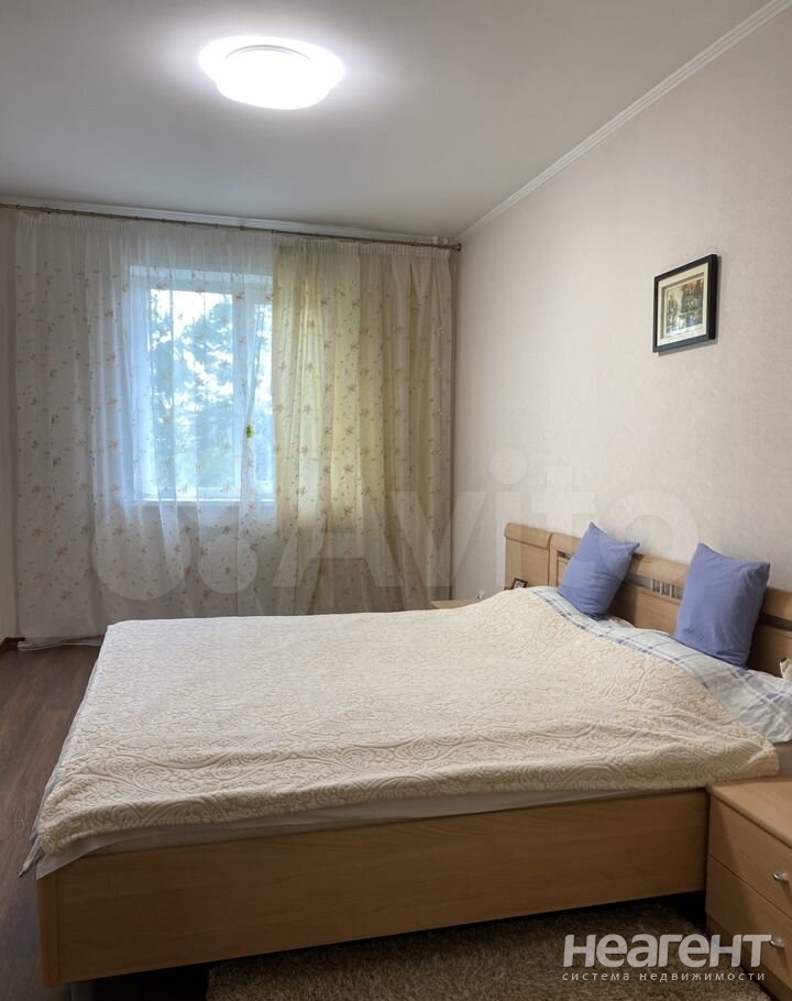 Продается Многокомнатная квартира, 82 м²