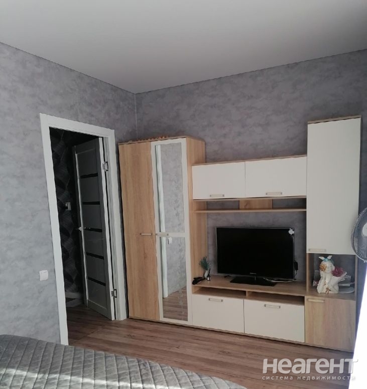 Продается 1-комнатная квартира, 58 м²