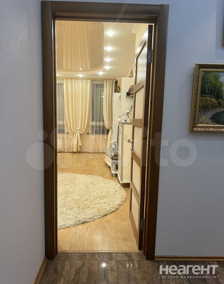 Продается 3-х комнатная квартира, 125 м²