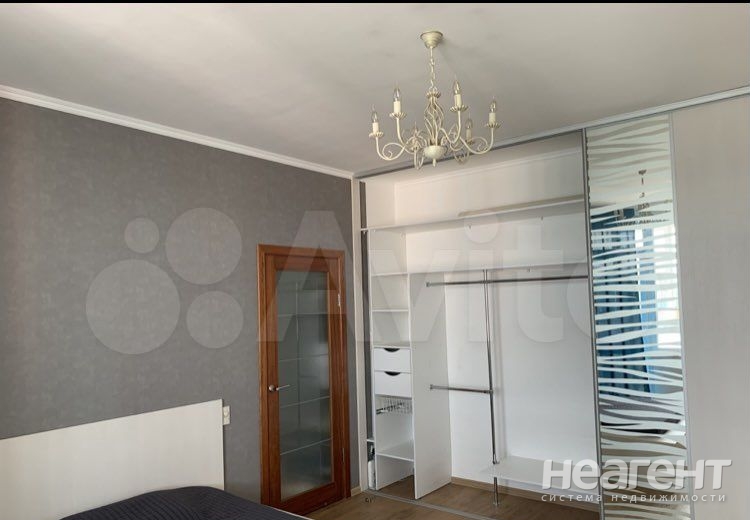 Продается 1-комнатная квартира, 46,4 м²