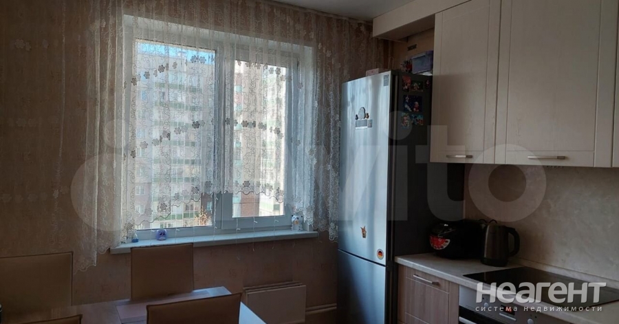 Продается 1-комнатная квартира, 40,6 м²