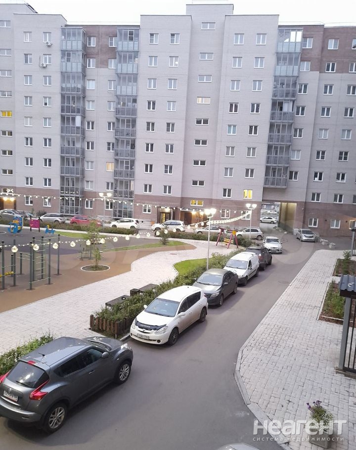 Продается 1-комнатная квартира, 44 м²