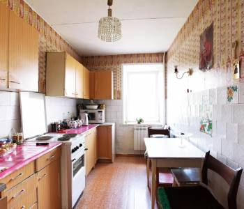 Продается Многокомнатная квартира, 80,4 м²