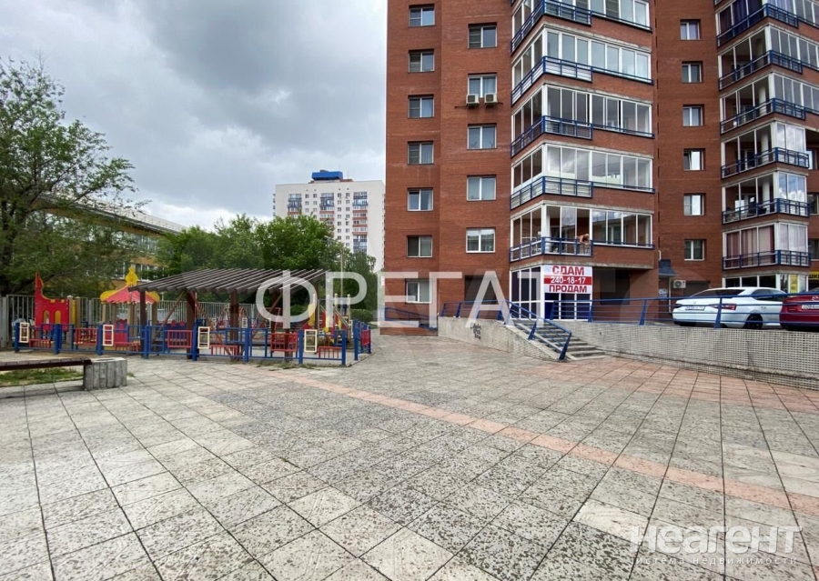 Продается 3-х комнатная квартира, 90 м²