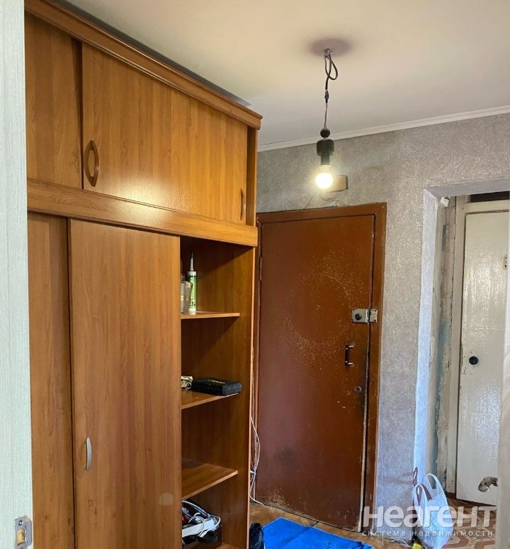 Продается Многокомнатная квартира, 58,7 м²