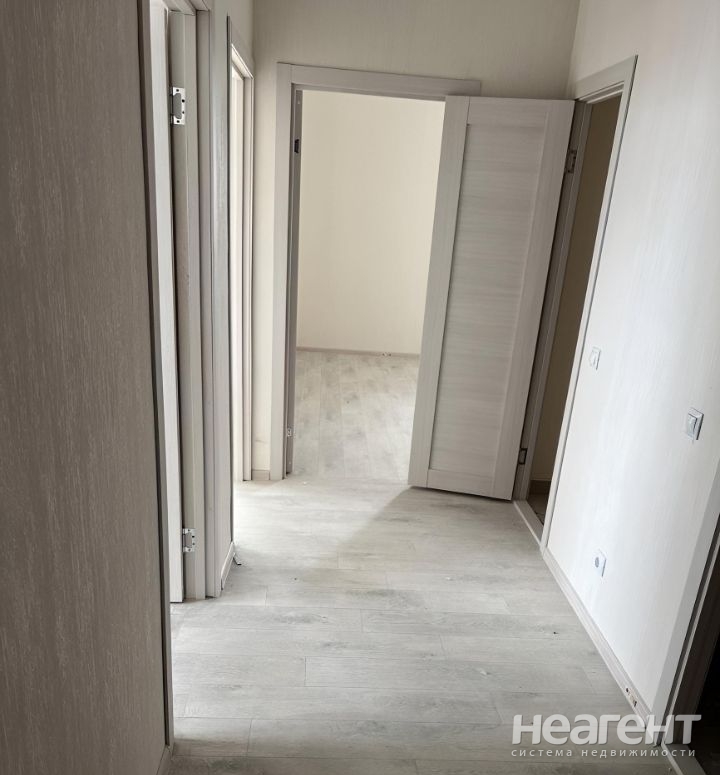 Продается 2-х комнатная квартира, 56 м²