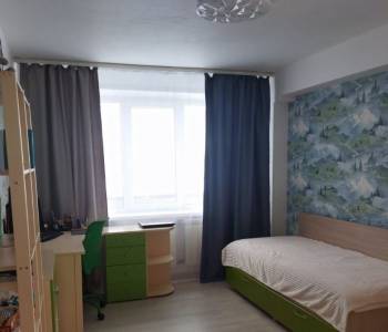Продается Многокомнатная квартира, 89,8 м²
