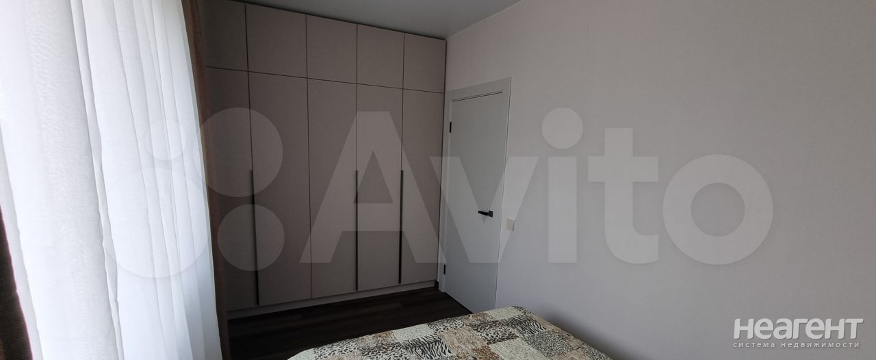 Продается 1-комнатная квартира, 40,2 м²